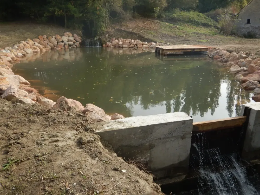 17 Barrage béton chêne orne perche 61 bassin ponton chêwebp